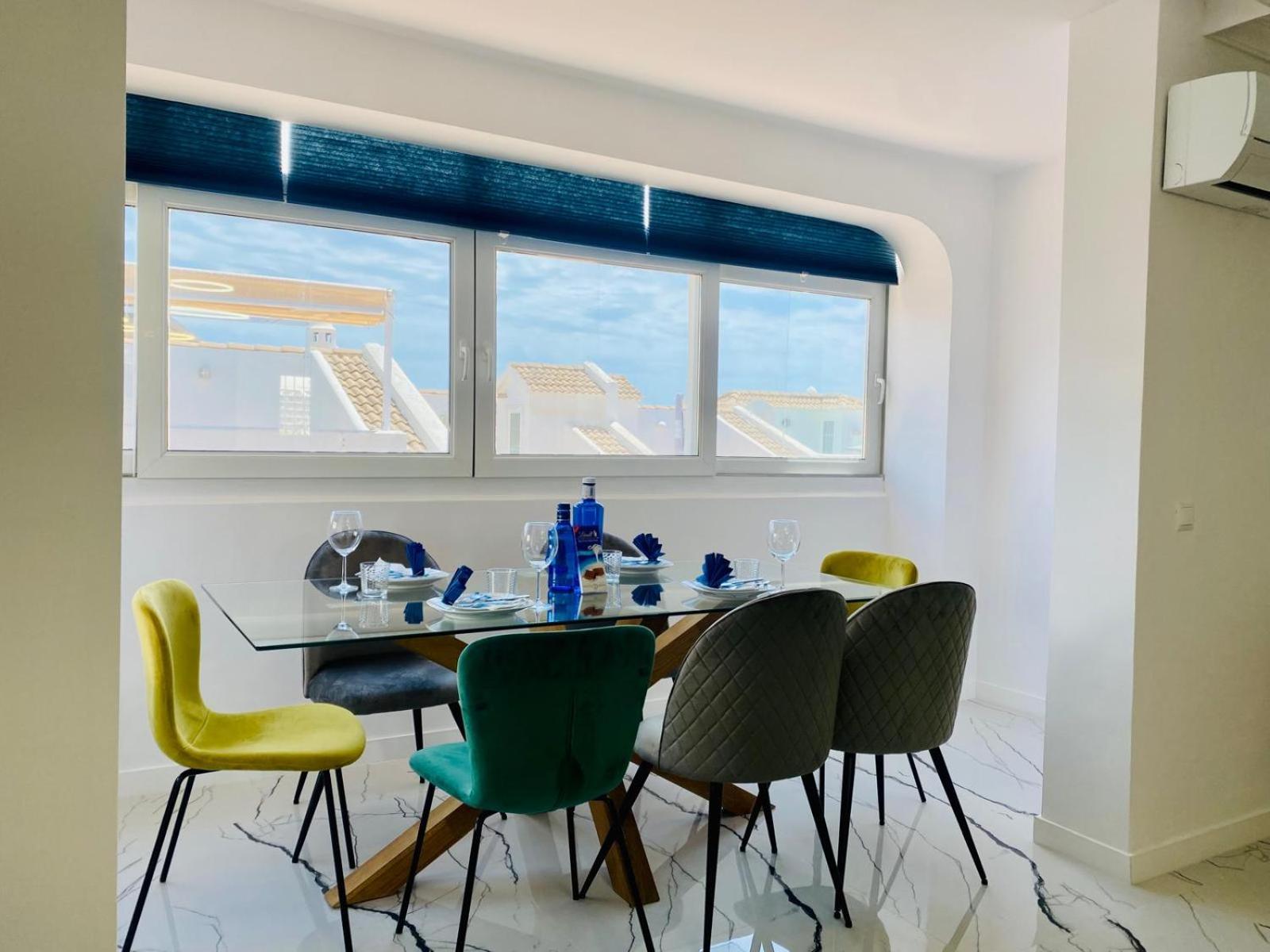 3 Level Lux Apart Beach Benalmadena *